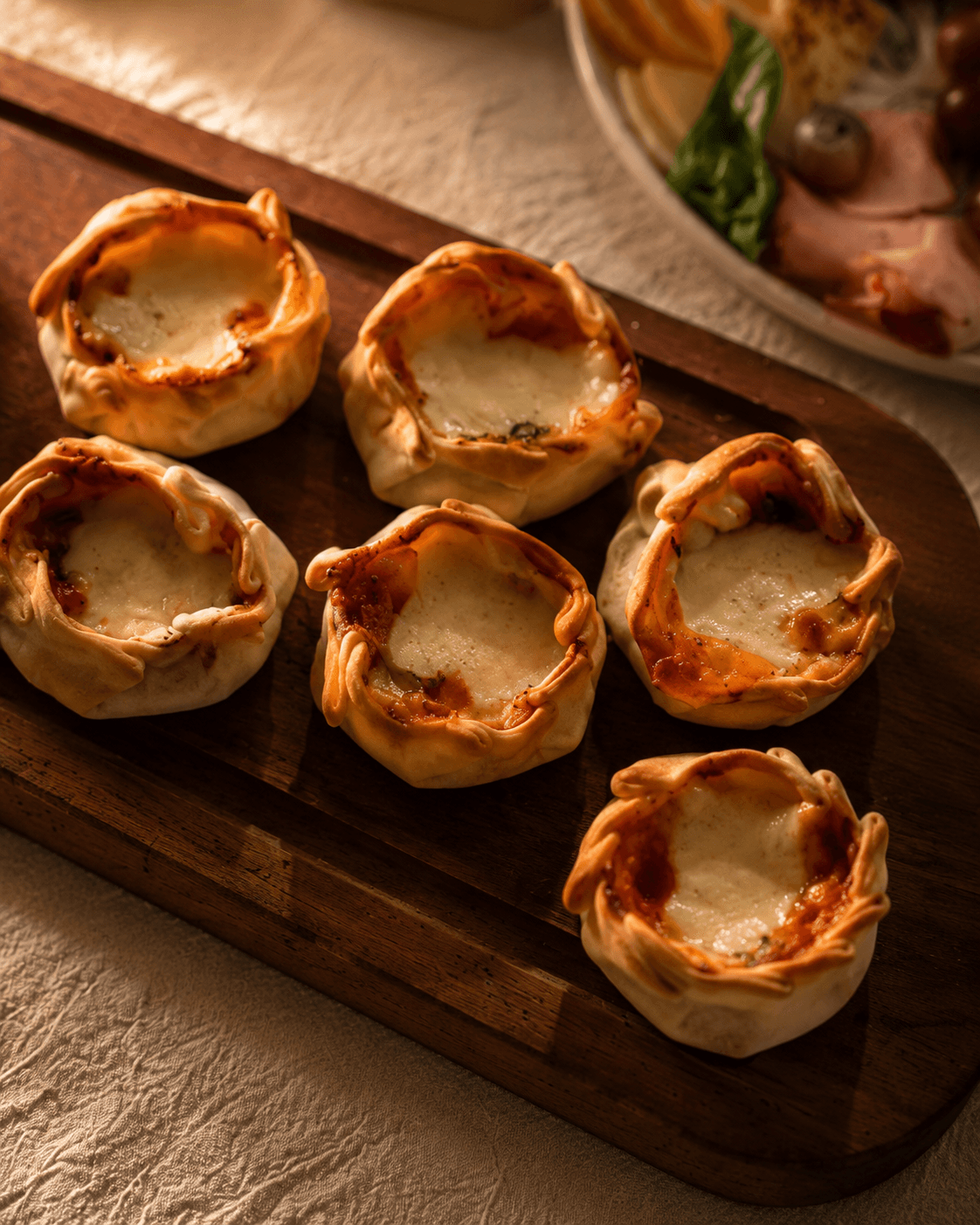 Empanadas caprese/verdura (docena)